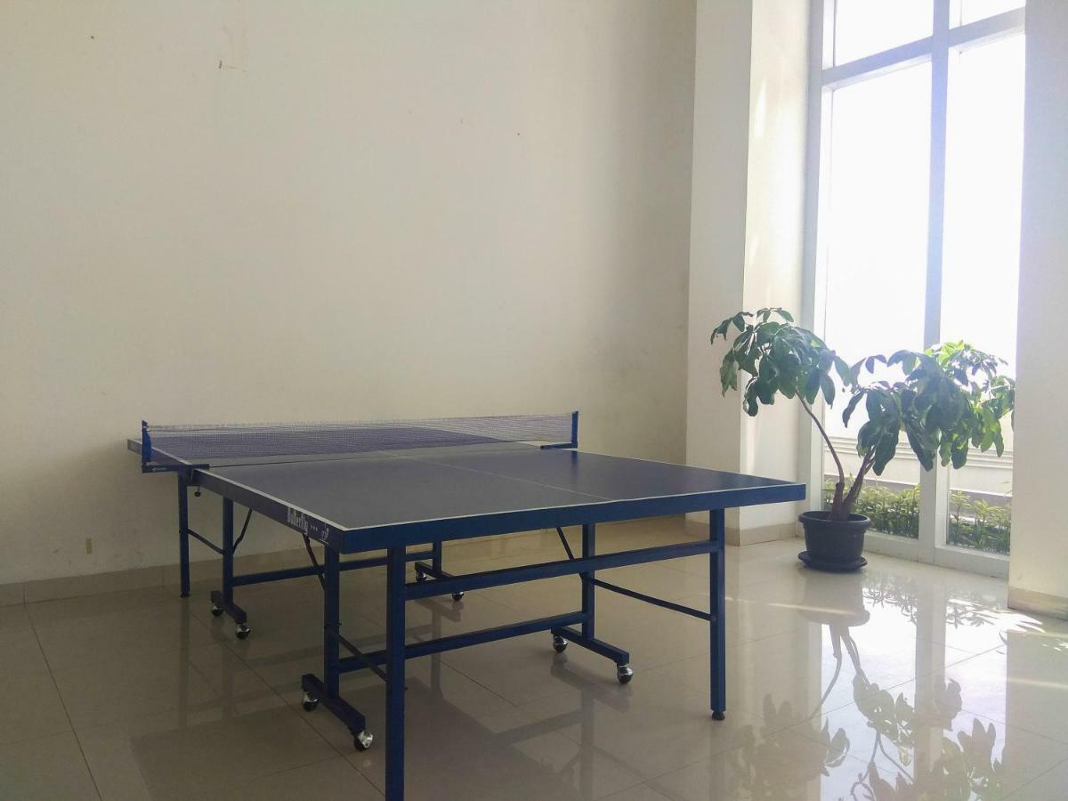 Minimalist 2Br Apartment At Springhill Terrace Residence By Travelio جاكرتا المظهر الخارجي الصورة